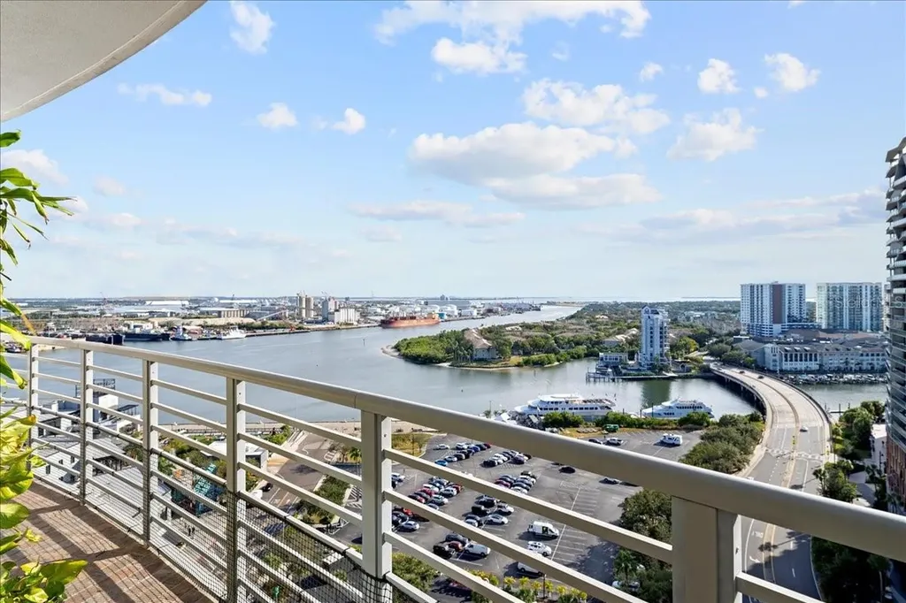 449 S 12th Street Tampa FL 33602