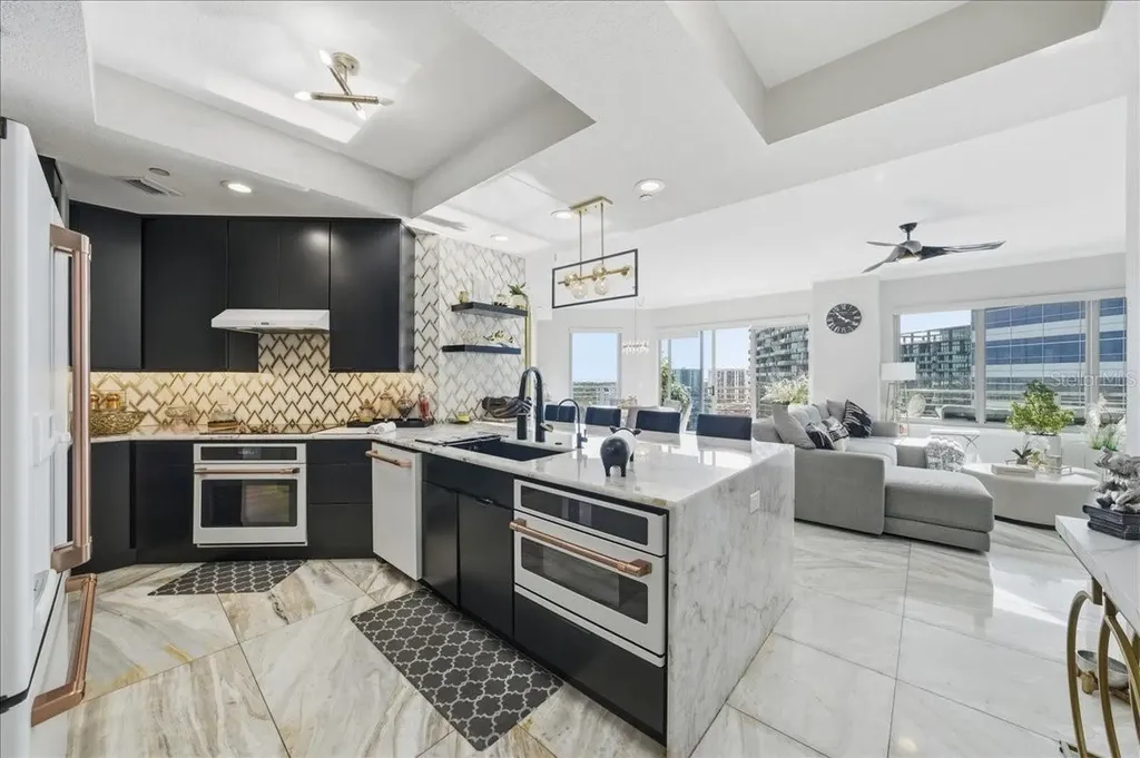 449 S 12th Street Tampa FL 33602