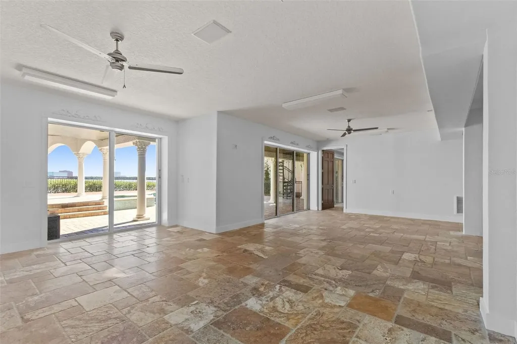4107 Causeway Vista Drive Tampa FL 33615