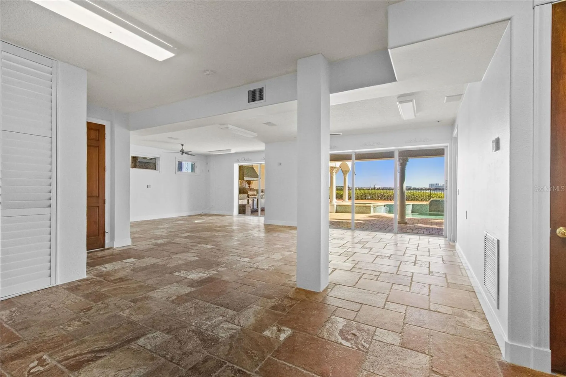 4107 Causeway Vista Drive Tampa FL 33615