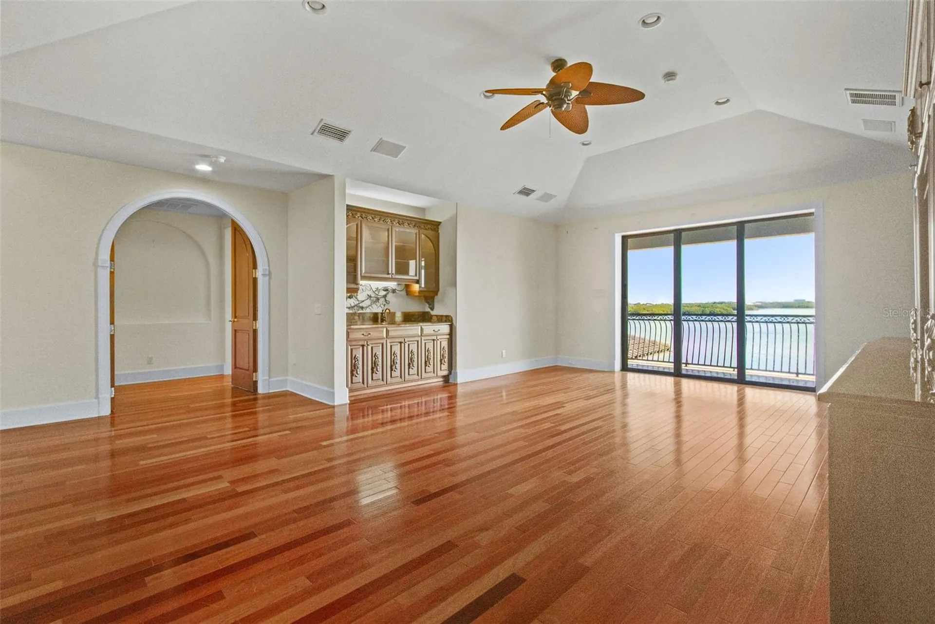 4107 Causeway Vista Drive Tampa FL 33615