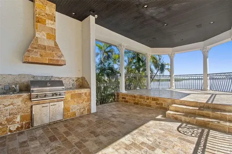 4107 Causeway Vista Drive Tampa FL 33615