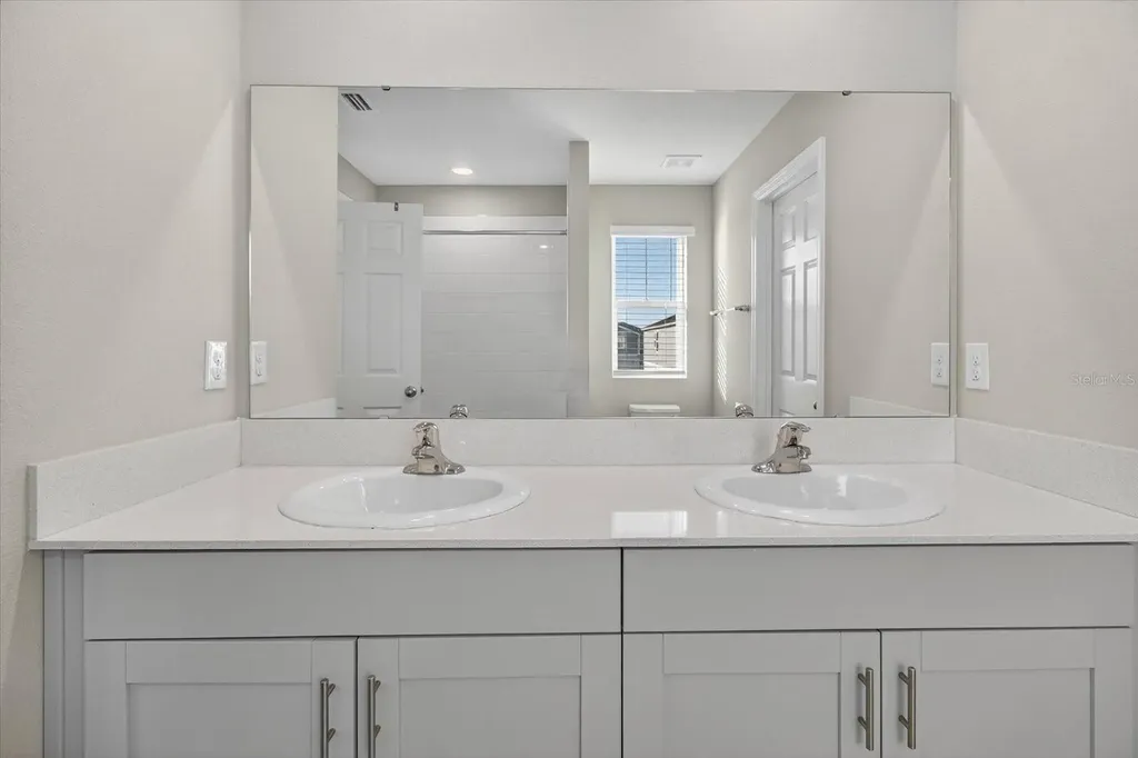 7860 Peace Lily Avenue Wesley Chapel FL 33545