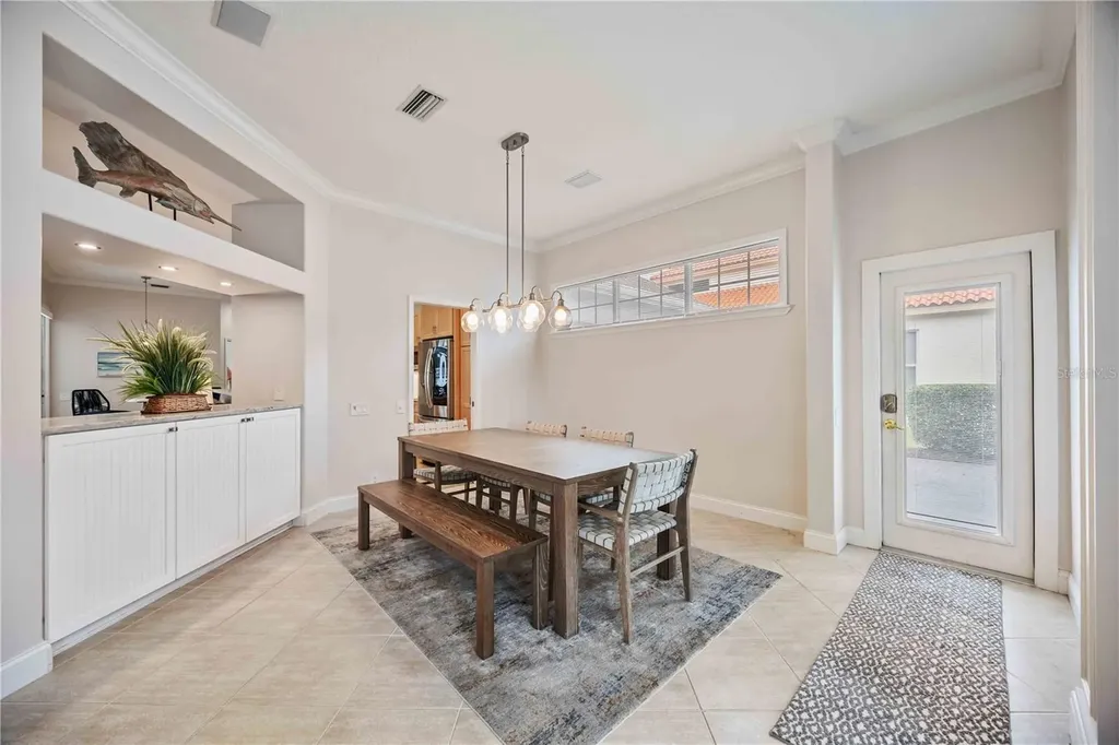 302 Americas Cup Boulevard Bradenton FL 34208