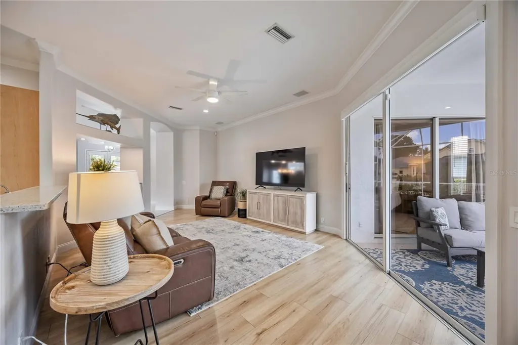 302 Americas Cup Boulevard Bradenton FL 34208