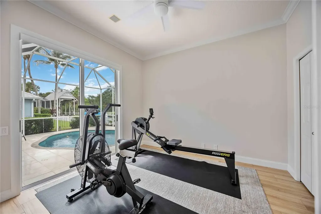 302 Americas Cup Boulevard Bradenton FL 34208