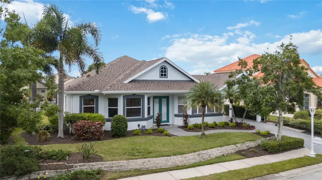 302 Americas Cup Boulevard Bradenton FL 34208