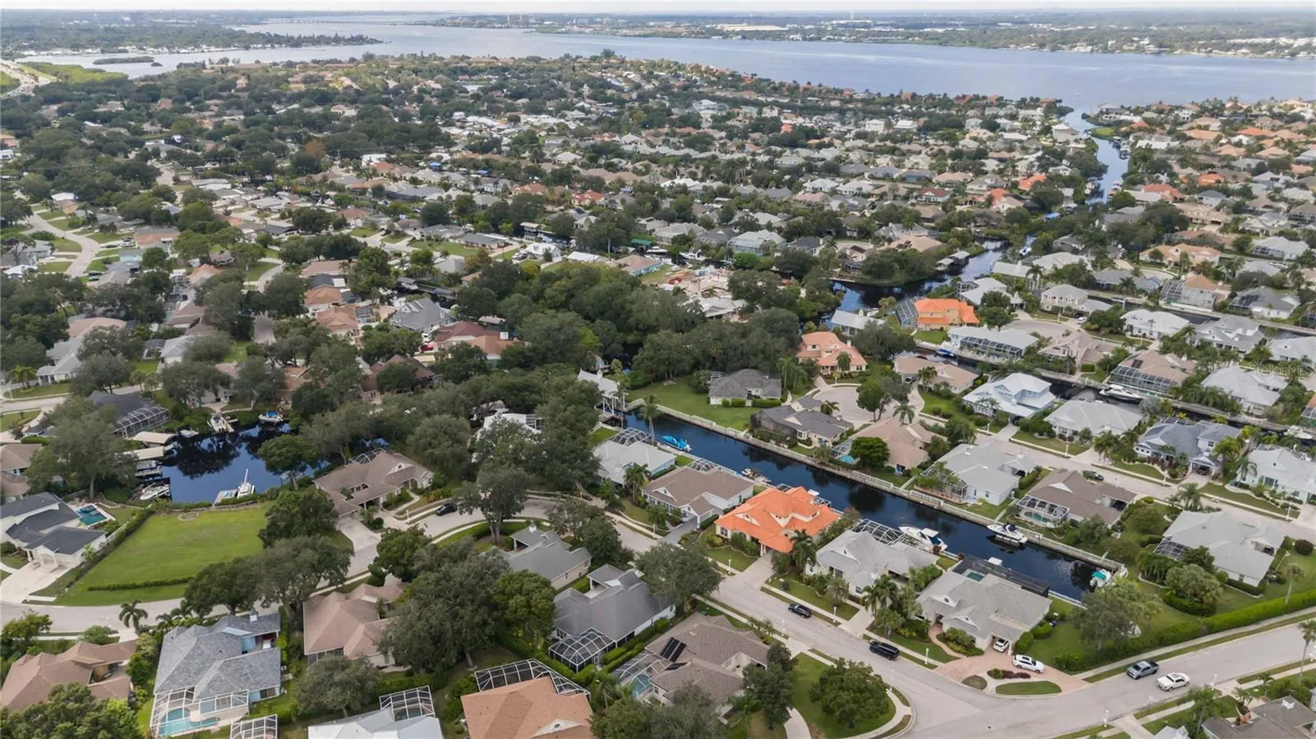 302 Americas Cup Boulevard Bradenton FL 34208