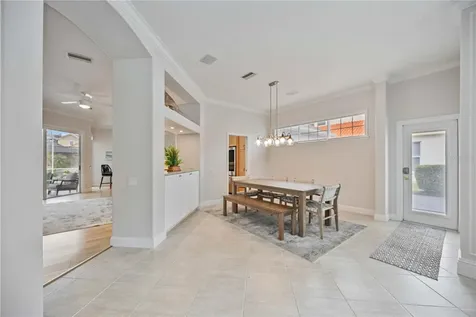 302 Americas Cup Boulevard Bradenton FL 34208