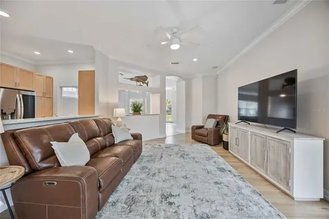 302 Americas Cup Boulevard Bradenton FL 34208