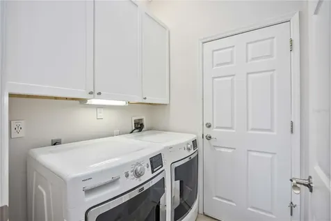 302 Americas Cup Boulevard Bradenton FL 34208