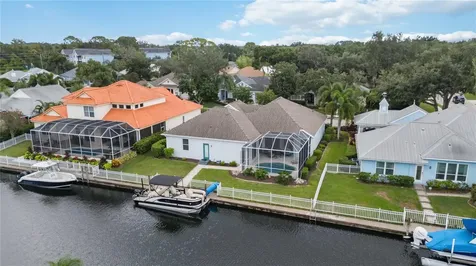 302 Americas Cup Boulevard Bradenton FL 34208