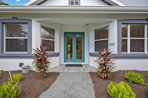 302 Americas Cup Boulevard Bradenton FL 34208