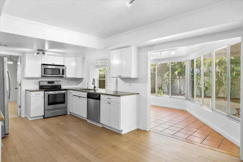 7147 Lago Street Sarasota FL 34241