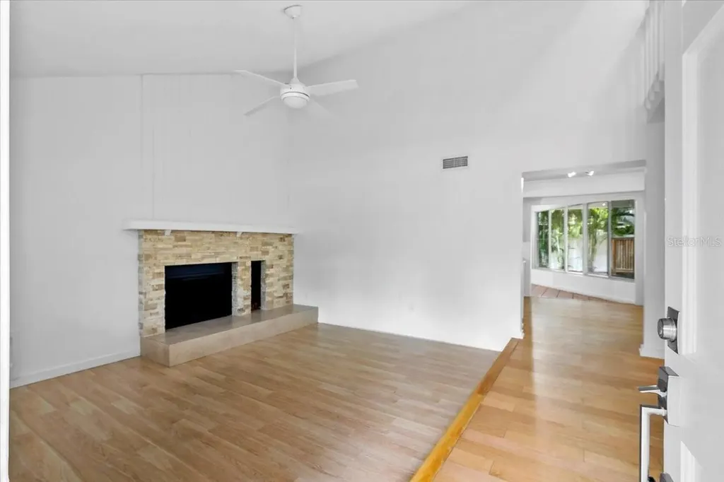 7147 Lago Street Sarasota FL 34241