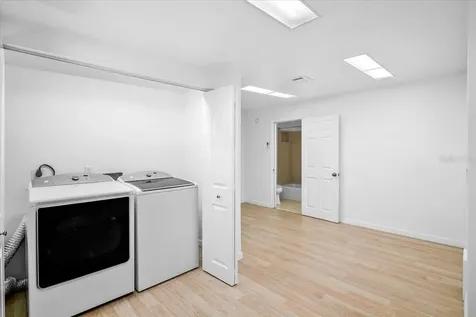 7147 Lago Street Sarasota FL 34241