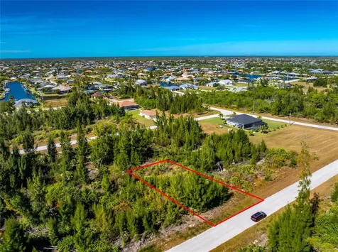 9259 Lingle Street Port Charlotte FL 33981