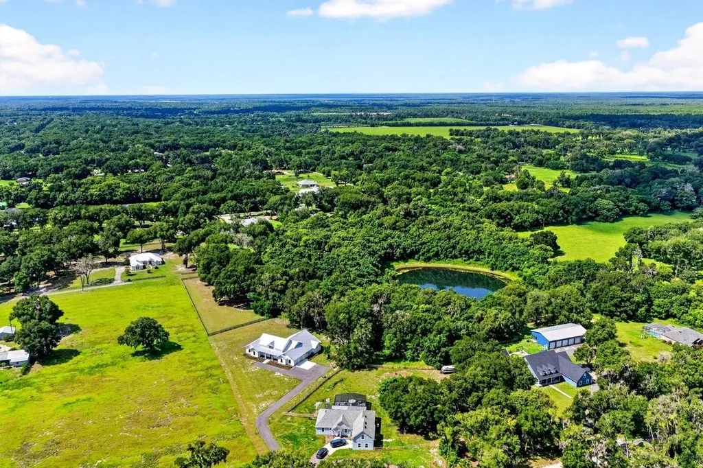 1624 Greens Dairy Road Deland FL 32720