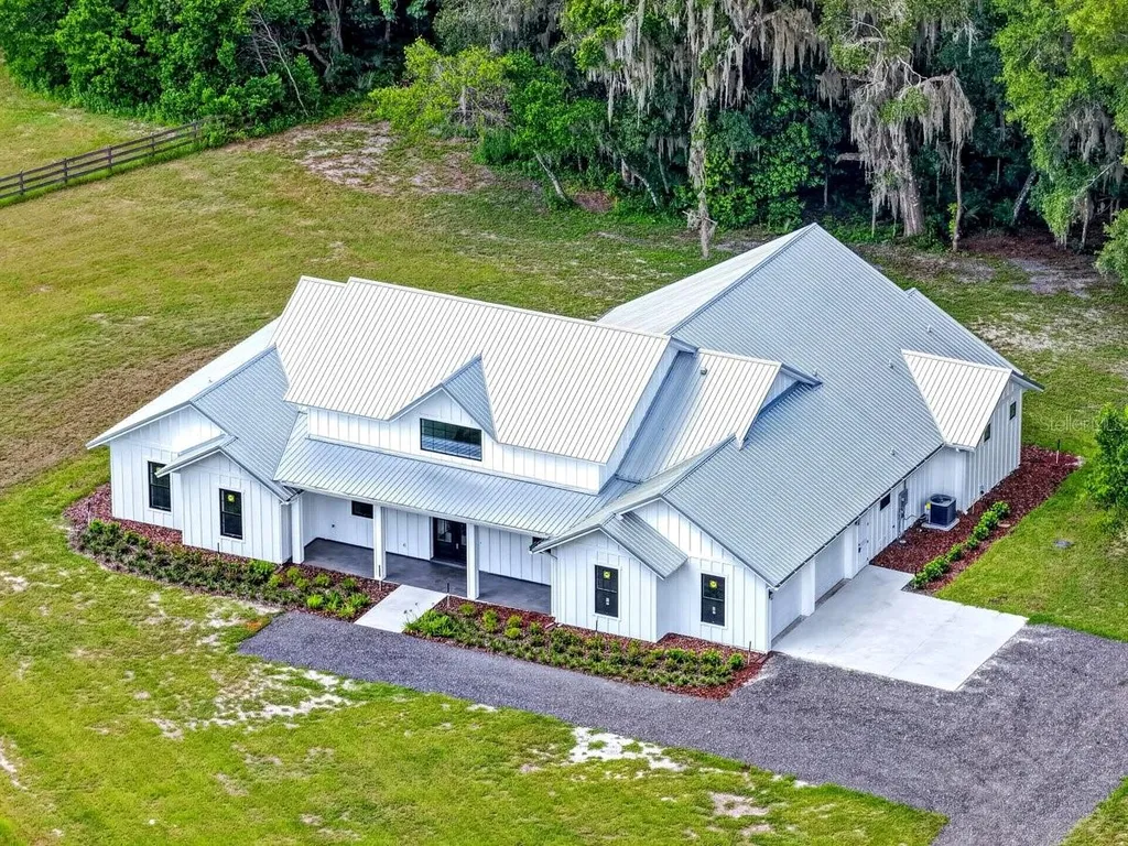 1624 Greens Dairy Road Deland FL 32720