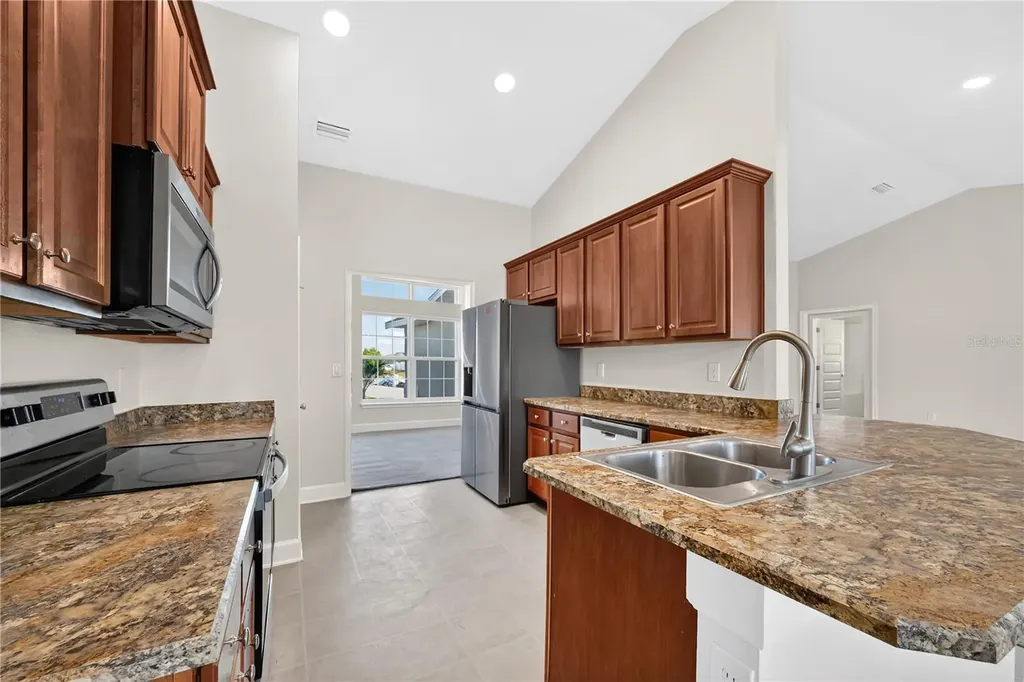 809 Colville Drive Kissimmee FL 34759