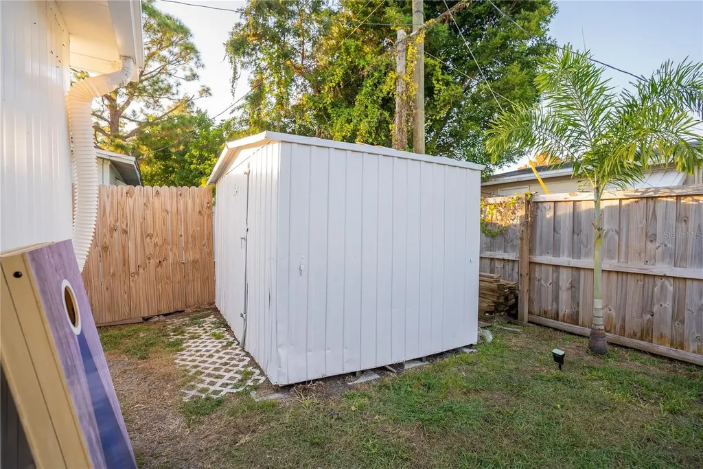 5205 98th Terrace N Pinellas Park FL 33782