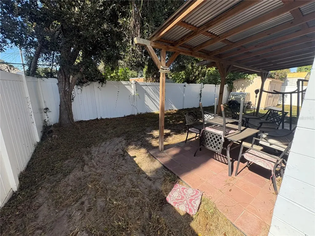5230 Cherry Avenue Seffner FL 33584