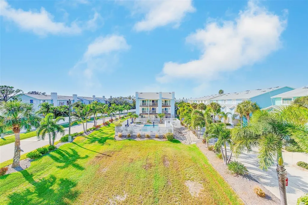 205 Marcdale Boulevard Indian Rocks Beach FL 33785