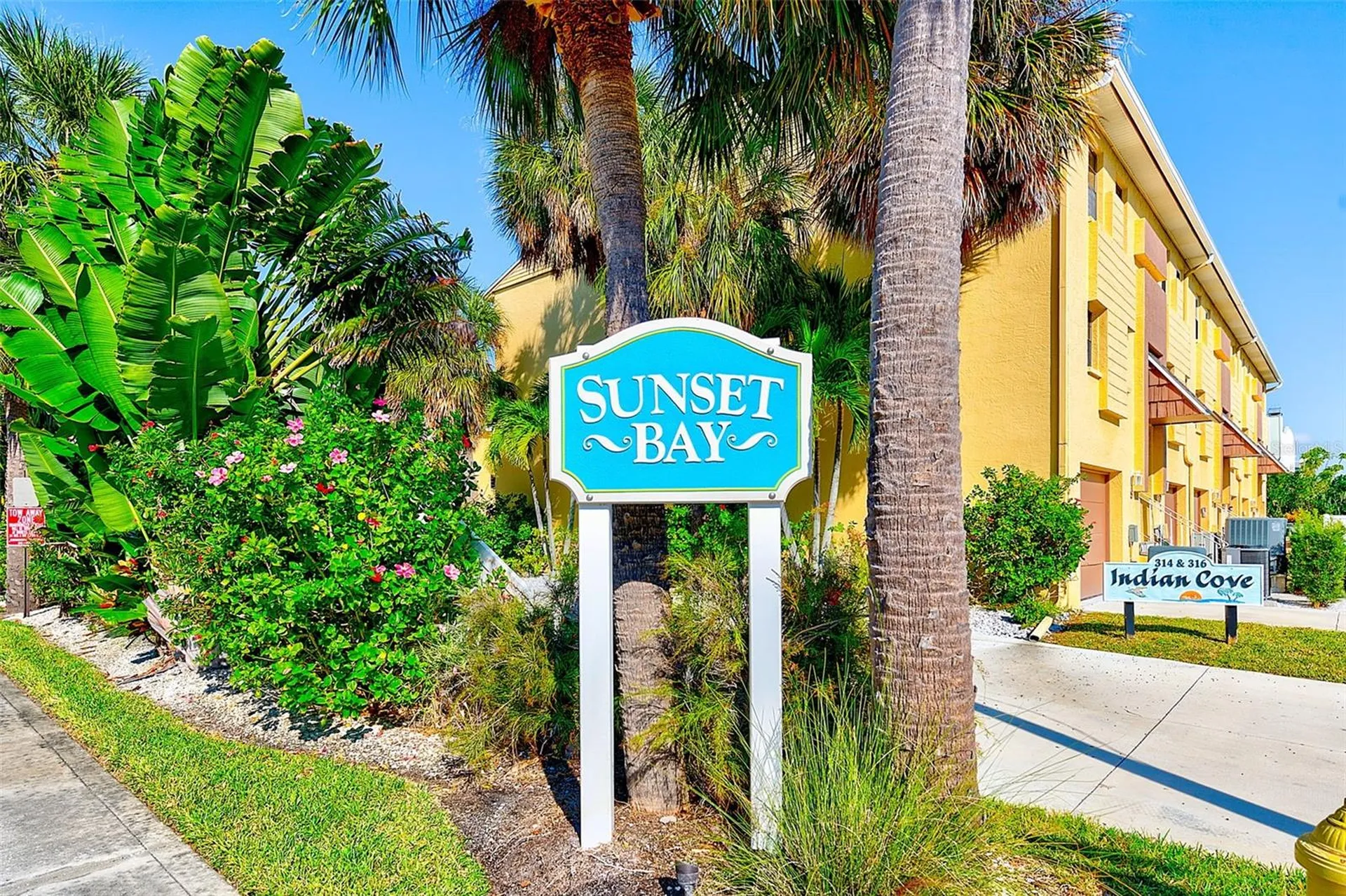205 Marcdale Boulevard Indian Rocks Beach FL 33785