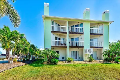 205 Marcdale Boulevard Indian Rocks Beach FL 33785