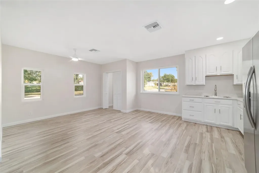 1112 SE 44th Avenue Ocala FL 34471