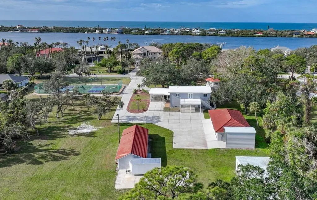 1931 Bayshore Drive Englewood FL 34223