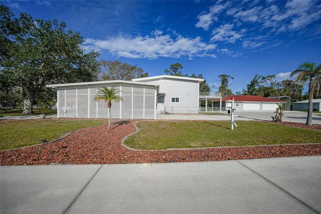 1931 Bayshore Drive Englewood FL 34223
