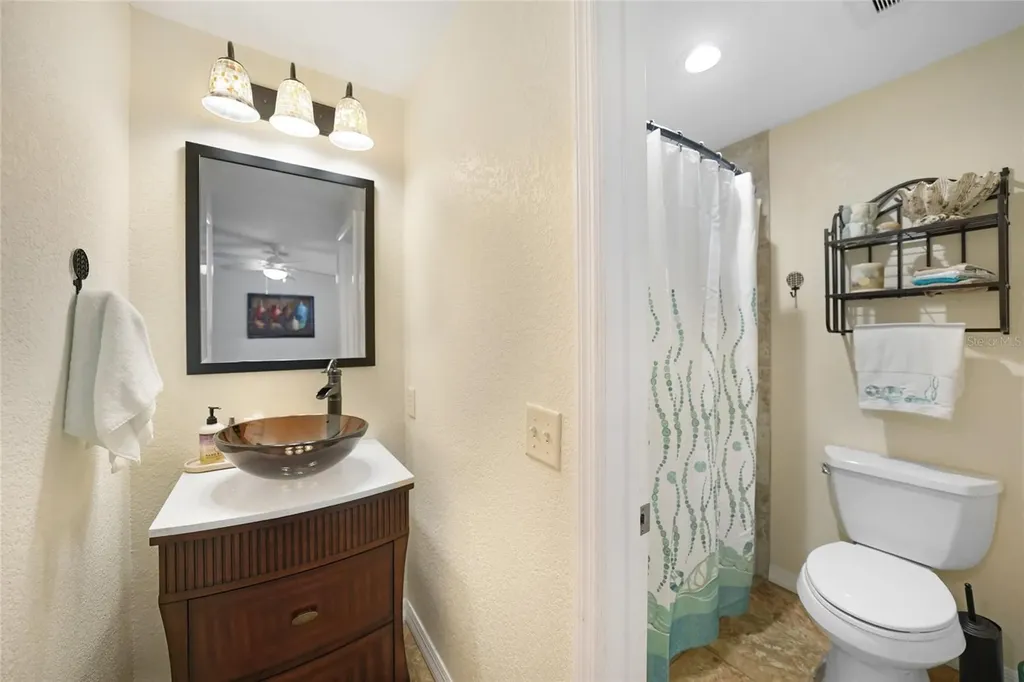 1931 Bayshore Drive Englewood FL 34223