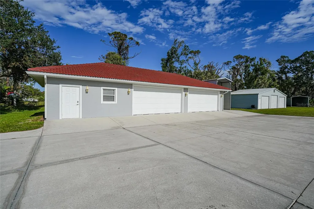 1931 Bayshore Drive Englewood FL 34223