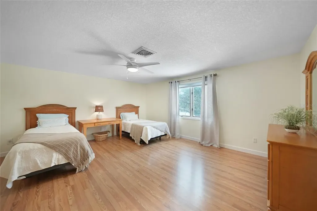 1931 Bayshore Drive Englewood FL 34223