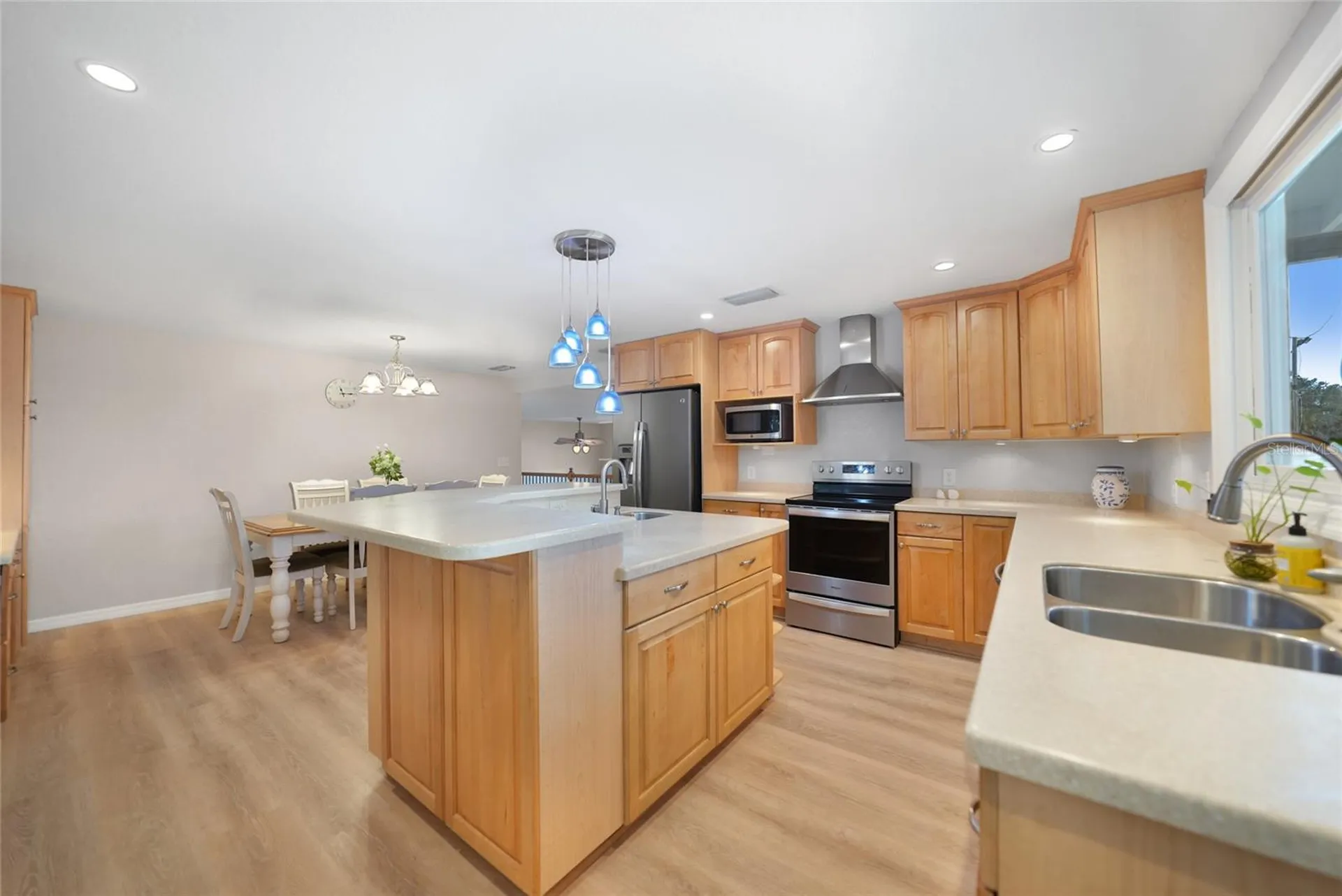 1931 Bayshore Drive Englewood FL 34223