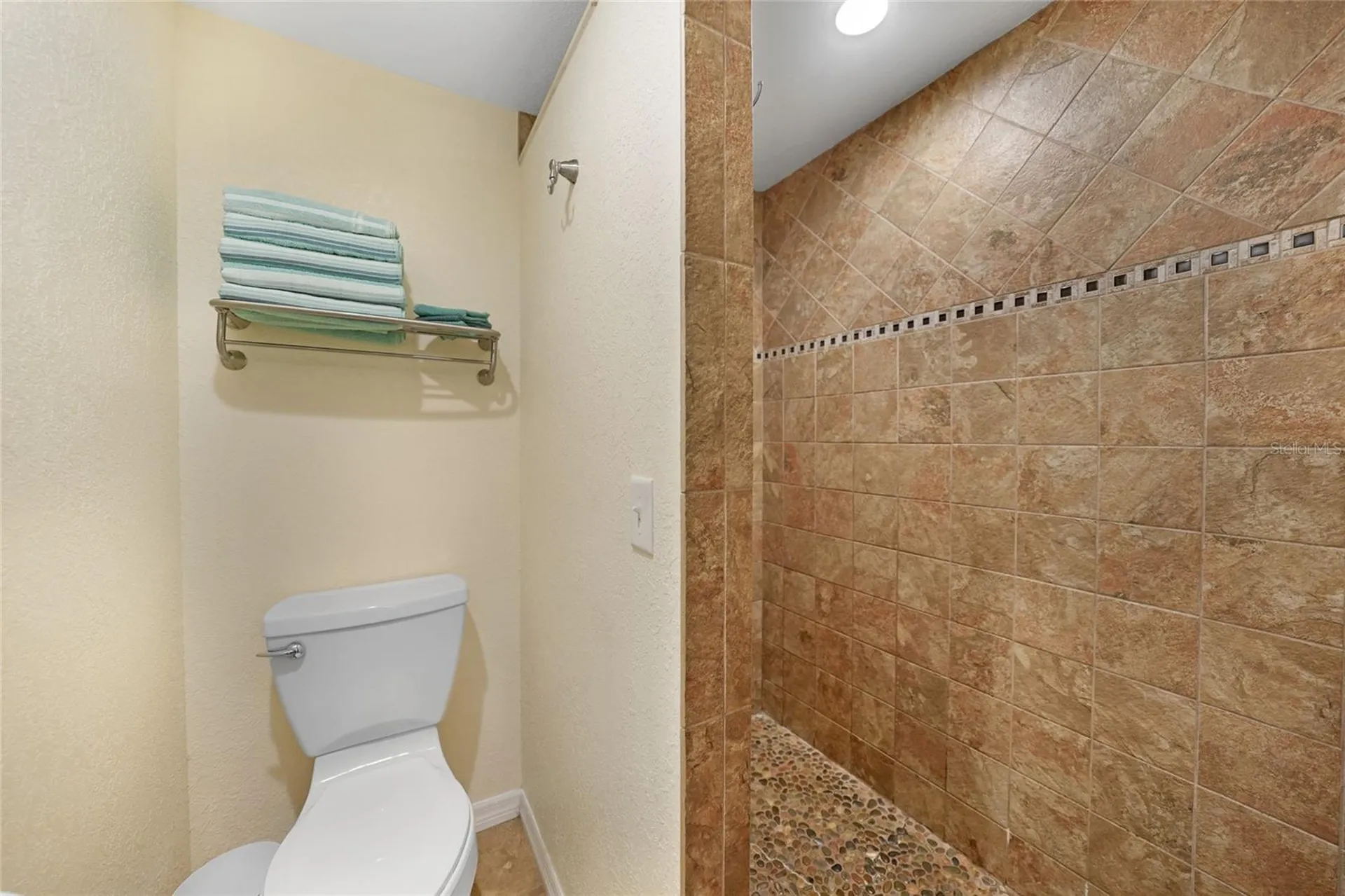 1931 Bayshore Drive Englewood FL 34223