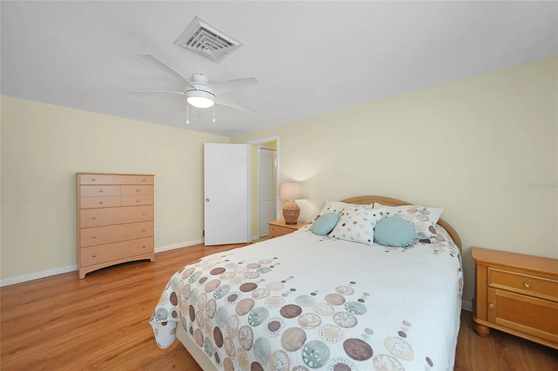 1931 Bayshore Drive Englewood FL 34223
