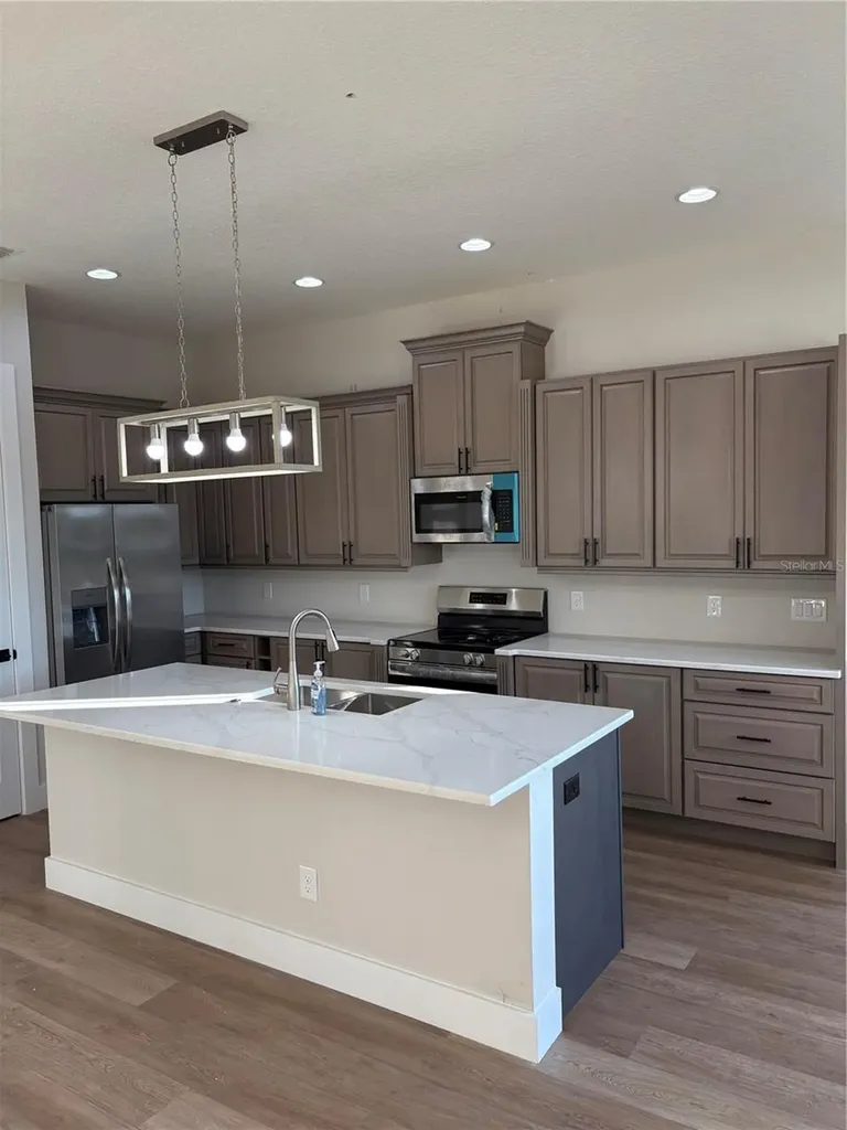 445 Adams View Lane Auburndale FL 33823