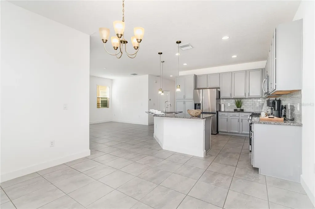 5653 Del Coronado Drive Apollo Beach FL 33572