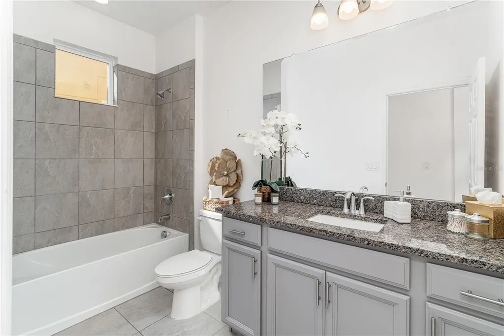 5653 Del Coronado Drive Apollo Beach FL 33572