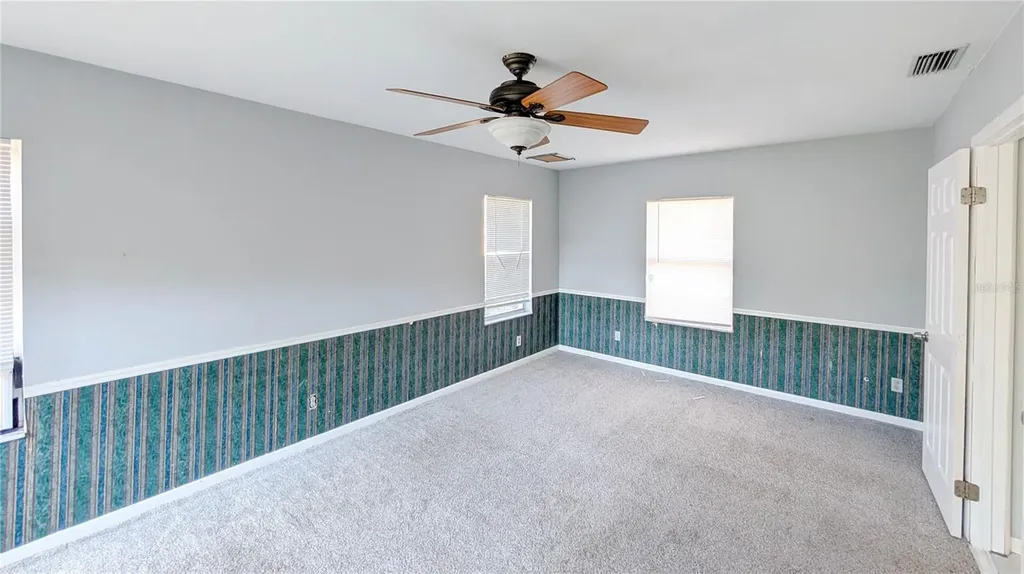 1590 Peaceful Lane N Clearwater FL 33756