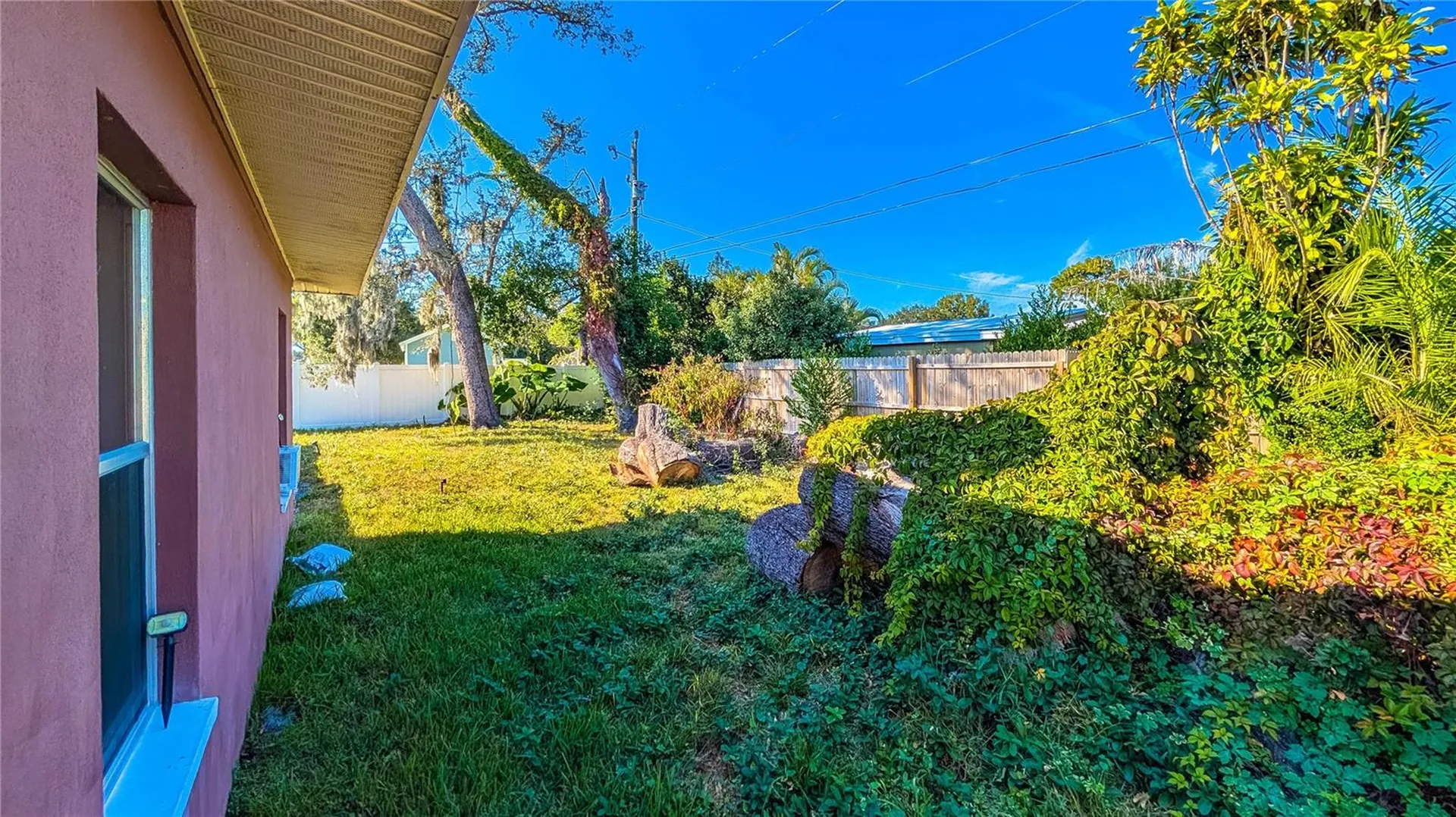 1590 Peaceful Lane N Clearwater FL 33756