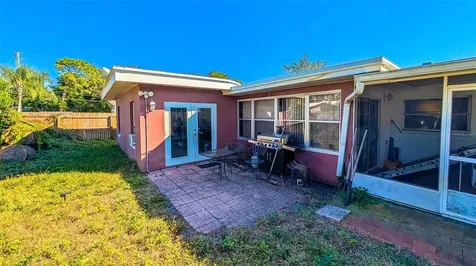 1590 Peaceful Lane N Clearwater FL 33756