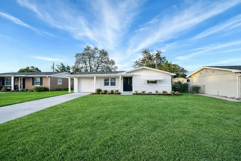 4313 Oak Bluff Avenue Holiday FL 34691