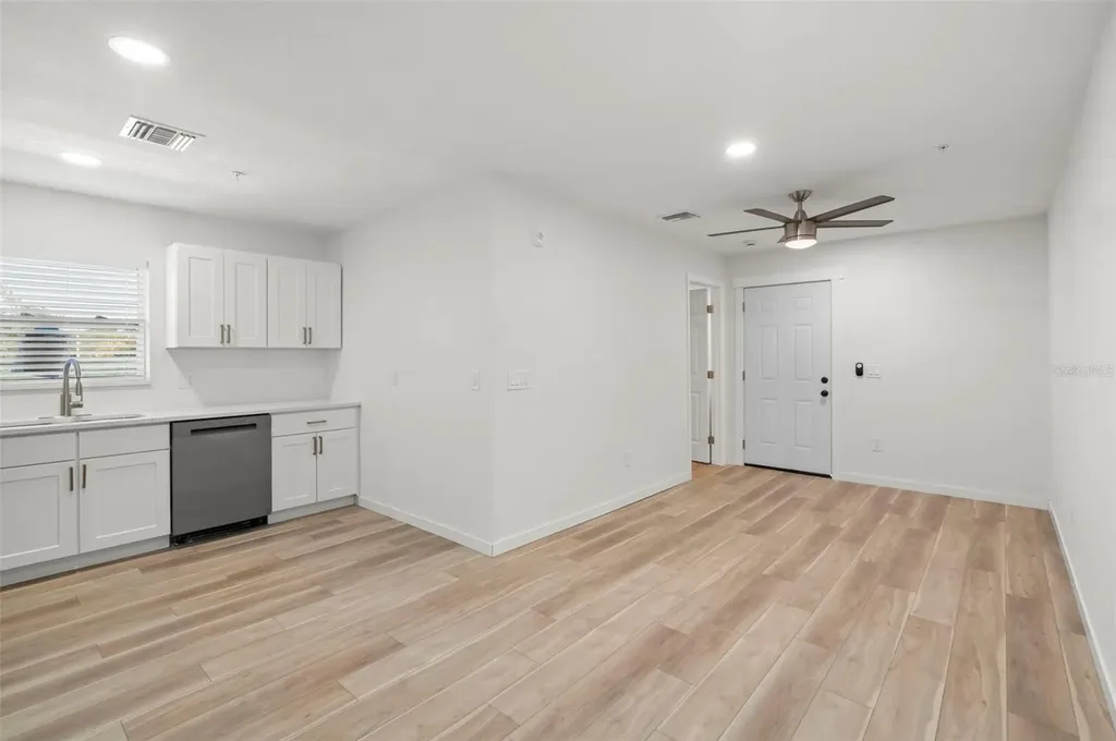 3103 16th Street N St Petersburg FL 33704