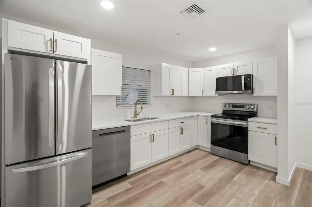 3103 16th Street N St Petersburg FL 33704