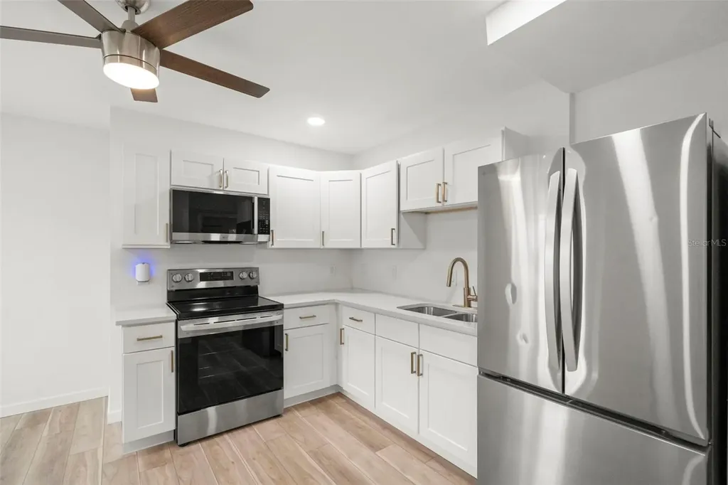 3103 16th Street N St Petersburg FL 33704