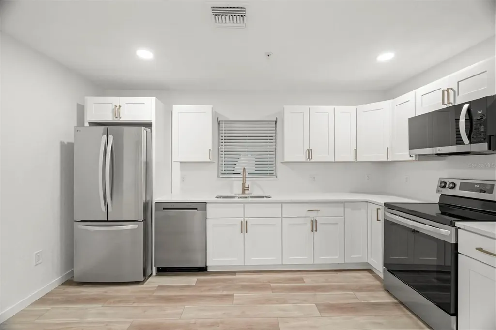 3103 16th Street N St Petersburg FL 33704