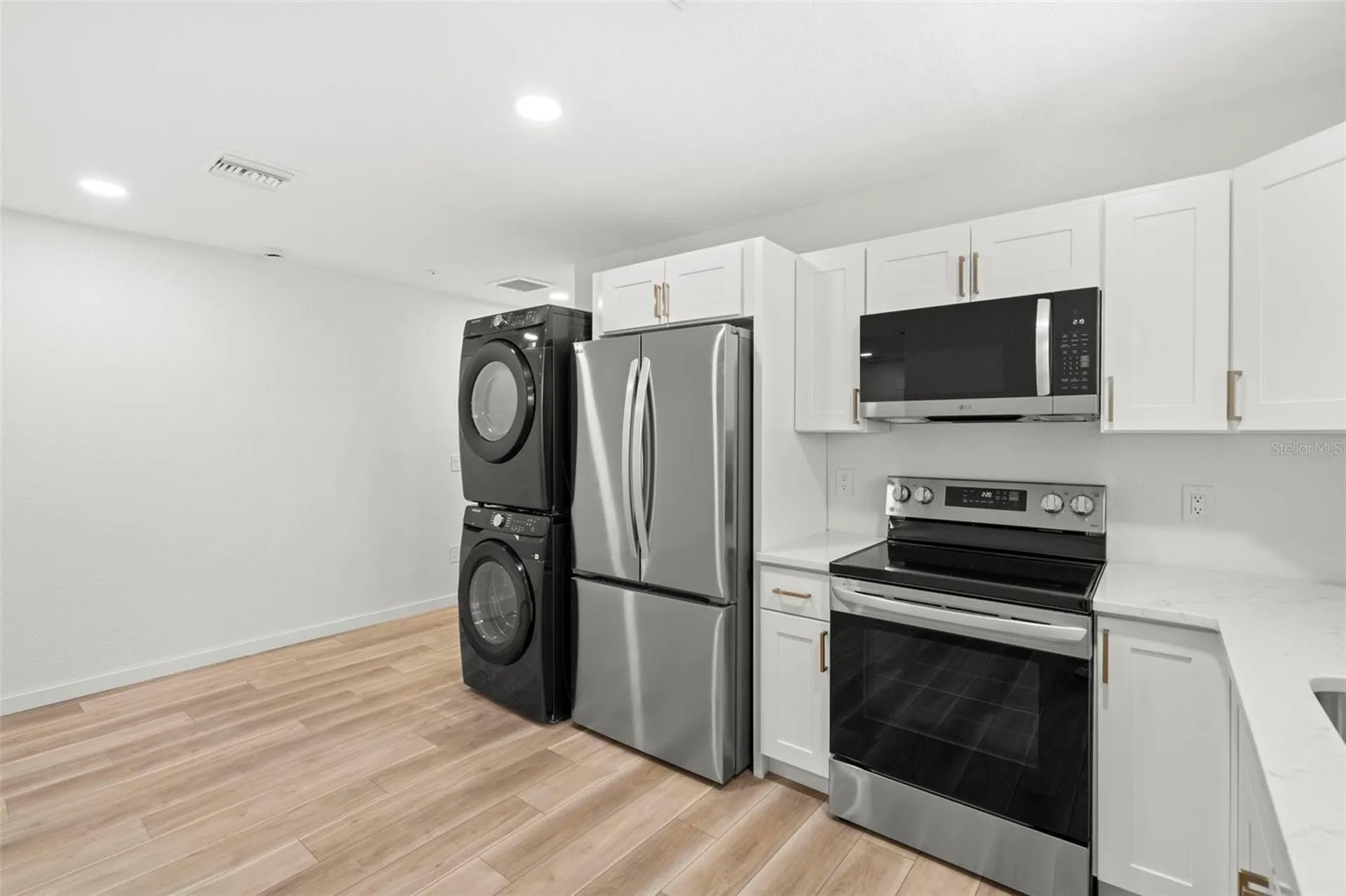 3103 16th Street N St Petersburg FL 33704